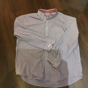 IZOD RED WHITE LONG SLEEVE BUTTON DOWN Sz XLarge.
